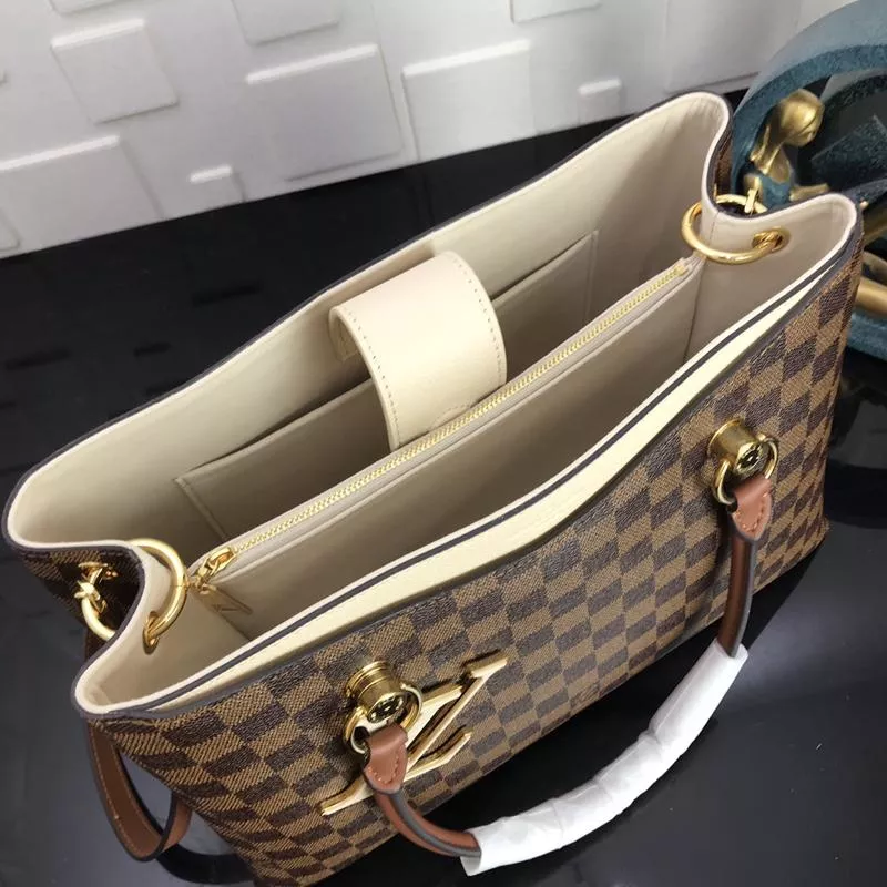 Cheap FASH LOUIS VUITTON Bags 1906BL0066 0115