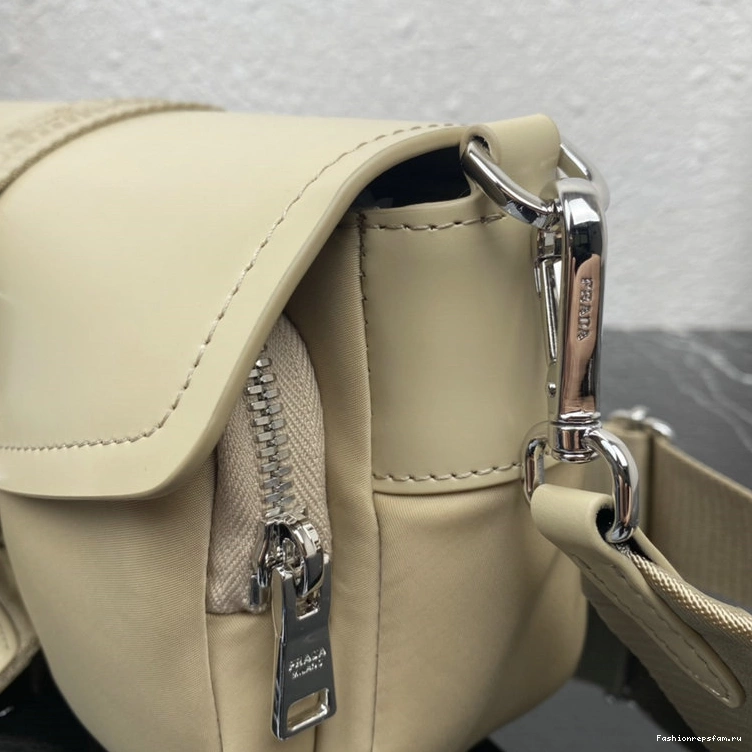 FASH Bag 2201DJ0010 Prada 0222