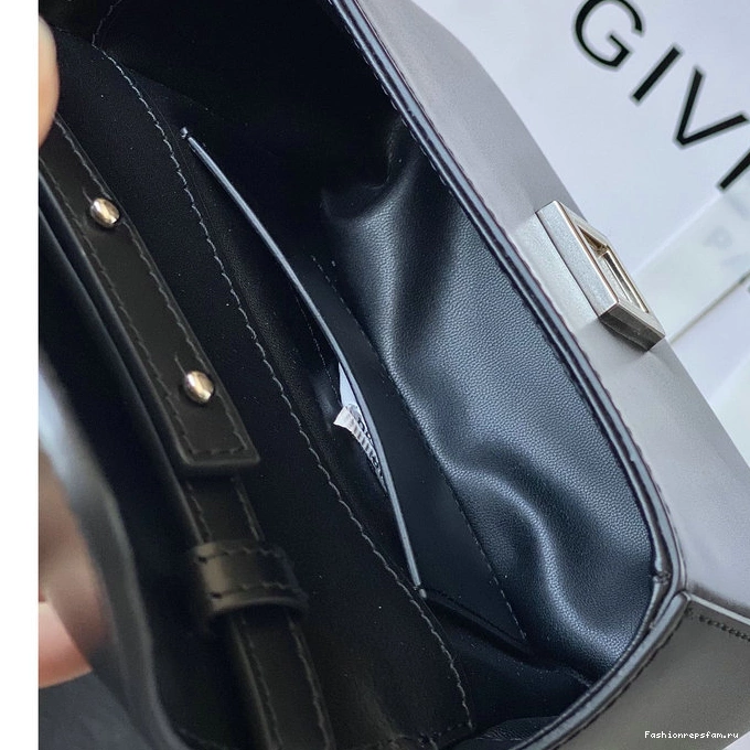 FASH Bag Givenchy 2203RF0031 0223