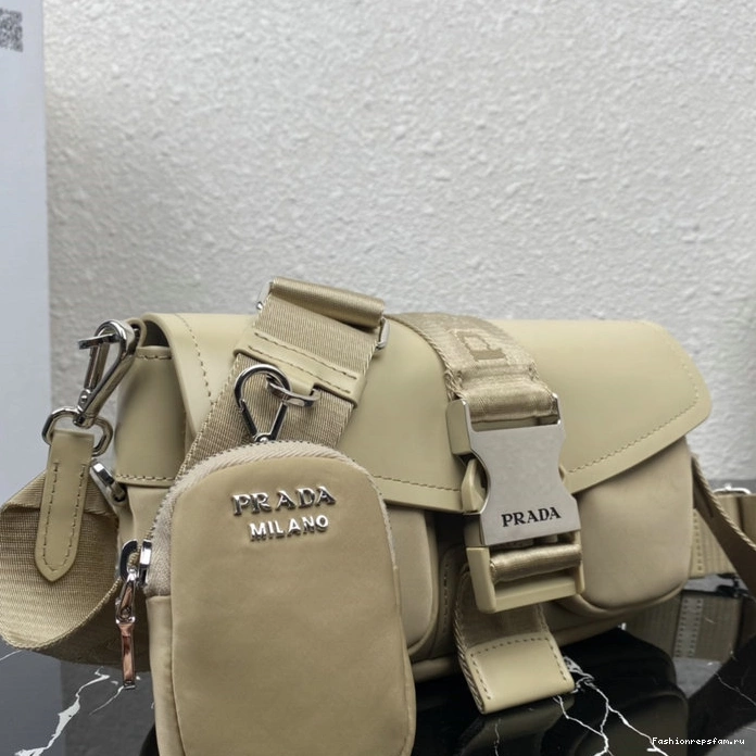 FASH Bag 2201DJ0010 Prada 0222