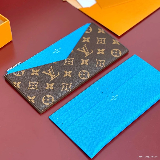 FASH 2411YA0145 LOUIS VUITTON Bags 0213