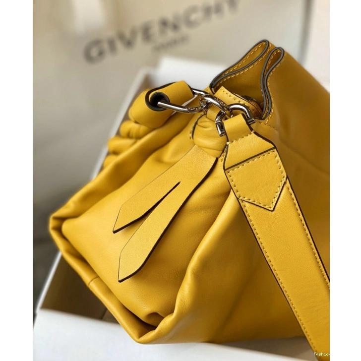 FASH 205GIV0001 Bags Givenchy 0215