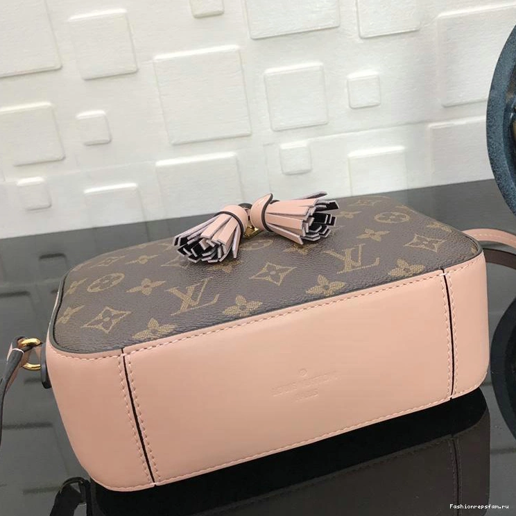 FASH Bags 19T1L0069 LOUIS VUITTON 0226