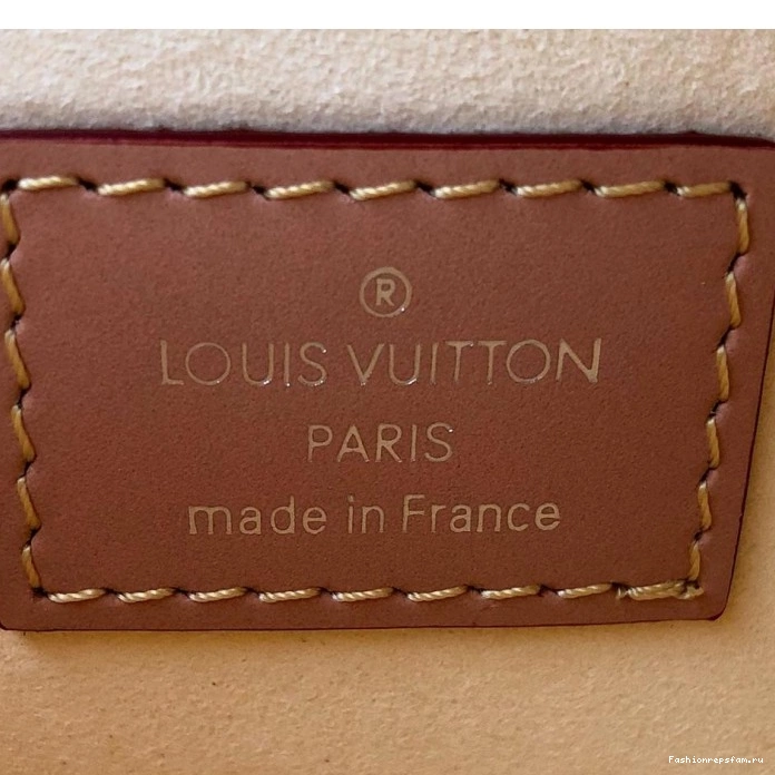 FASH LOUIS VUITTON 19B570312 Bags 0219