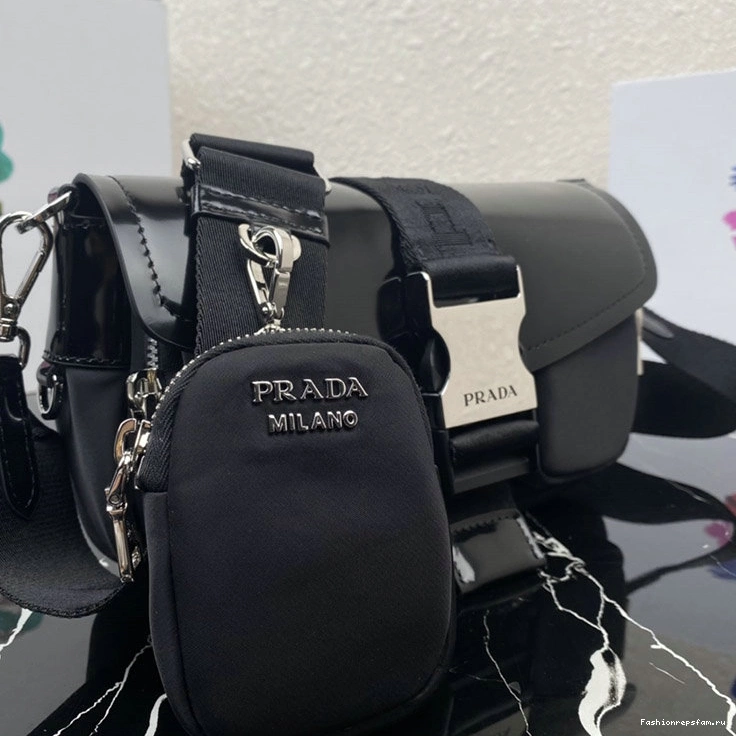 FASH 2104DJ0013 Prada Bags 0222